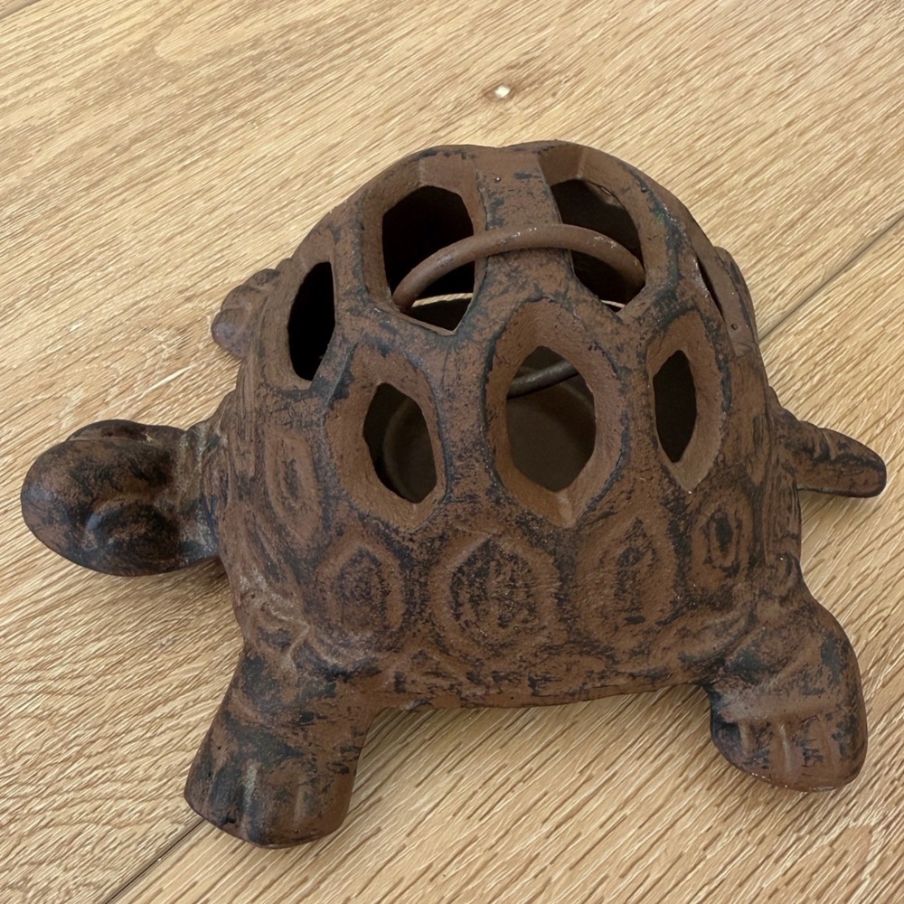 Vintage Cast Iron Turtle Tea Light Holder Rustic Brown Garden Decor 5.5in